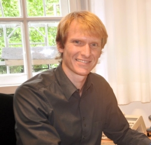 Privatdozent Dr. med. Johannes Hennings